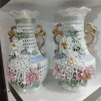 یک جفت گلدان چینی