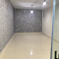 مغازه-18-متری-پر-تردد