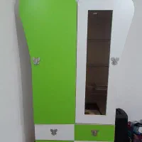 فروش یک عدد کمد لباس کودک