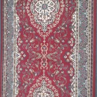 کنار فرش لاکی