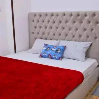 اجاره روزانه آپارتمان ۸۰ متری در گلشهر