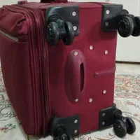 چمدان مسافرتی|کیف، کفش، کمربند|اندیشه, اندیشه فاز ۱|دیوار