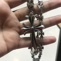 گردنبند کورم هارت