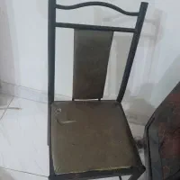 تخته خواب دوطبقه فرفوژه و صندلی ۴ عدد. ۲ عدد اینه