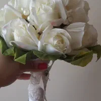 دسته گل عروس در حد نو|گل مصنوعی|شوشتر, |دیوار