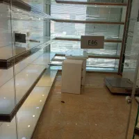 مغازه-در-پاساژ-قصر-بلور-صابونیان