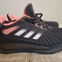 کتانی Adidas