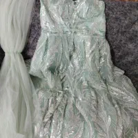 لباس مجلسی|لباس|نیمروز, |دیوار