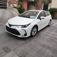 تویوتا کرولا 1800 هیبرید