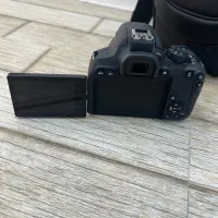 دوربین کنون 850D به همراه لنز ۱۸-۵۵|دوربین عکاسی و فیلم‌برداری|لاهیجان, شقایق|دیوار