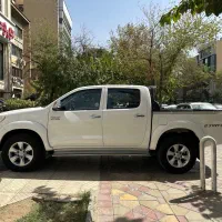 تویوتا هایلوکس اتومات مدل۲۰۱۴|خودرو سواری و وانت|تهران, عباس‌آباد|دیوار