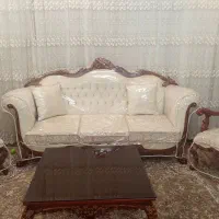 مبلمان سلطنتی و استیل 9 نفره، همراه میز و دو عسلی|مبلمان خانگی و میز عسلی|سمنان, |دیوار