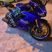 یاماها r15