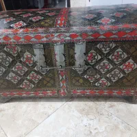 صندوق قاجاری عتیقه|کلکسیون اشیاء عتیقه|کاشان, رجایی|دیوار