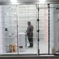 اجاره مغازه بازار کانال (با دکور کامل)|اجارهٔ مغازه و غرفه|میناب, |دیوار