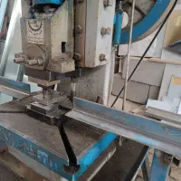 استخدام نیروی فنی