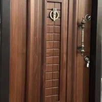 استادکار درب ساز جهت کار در تولیدی درب نیازمندم