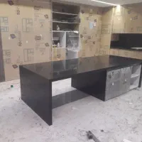 اجرا و نصب صفحه کابینت با سنگ کوارتز پرسلان