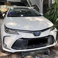 تویوتا کرولا ۱۸۰۰ هیبرید