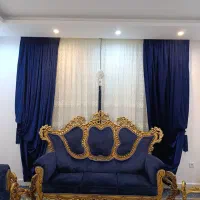 مبل هفت نفره و شال پرده