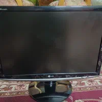 یک مانیتور الجی تر و تمیز