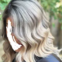 خدمات رنگ و لایت