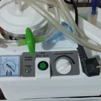 دستگاه ساکشن پزشکی