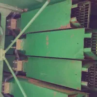 یک دستگاه کمباین ۱۰۵۵ جاندیر