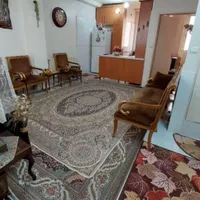 ۴۳ متر _ طبقه ۳ _ با پارینگ سندی _ کوچه دنج