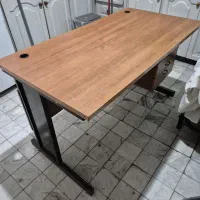 میز تحریر چوبی فلزی