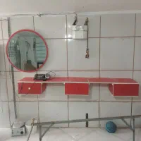 سه عدد کشو و آیینه