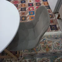 میز نهار خوری گرد  mdfصحیح و سالم|میز و صندلی غذاخوری|تهران, جوادیه|دیوار