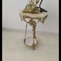 میز و تلفن برنز