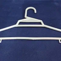 چوب لباسی بچه گانه پلاستیکی