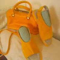 تعدادی لباس زنانه در حد نو بدون زدگی