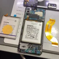 تعمیرات و لوازم جانبی تخصصی موبایل با سرویس رایگان|خدمات رایانه‌ای و موبایل|تهران, علم و صنعت|دیوار