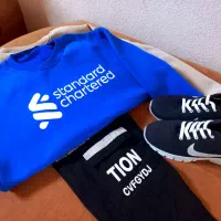 پلیور فوق العاده ضخیم،شلوار،کفش