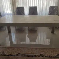 میز ناهار خوری ۸ نفره و صندلی ۶ عدد