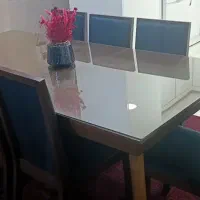 میز ناهار خوری هشت نفره