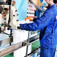 کارگر خانم و آقا