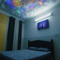 سوییت مبله شیک (مجردی، خانواده)