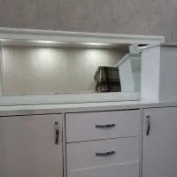 میز و اینه