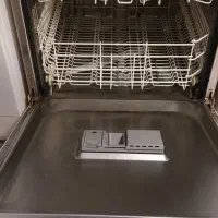 ظرف شویی کندی