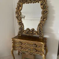 ایینه و کنسول طلاکوب