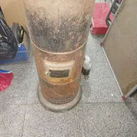 بخاری نفتی کاربراتور هلندی سالم وقابل مصرف