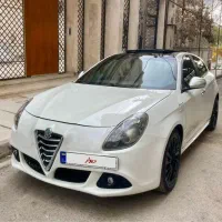 آلفارومئو جولیتا