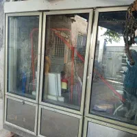 فروش فوری یه فریزر بزرگ ایستاده سه دره