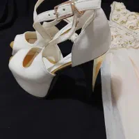 پیراهن مجلسی وکفش بسار شیک وخوش پوش عروسی خوش رنگ