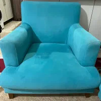 فروش مبل تک نفره به صورت تک و دوتایی به فروش میرسد
