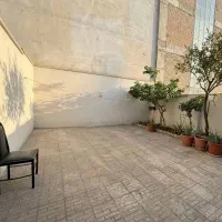 خانه دنج طبقه اول با حیاط اختصاصی